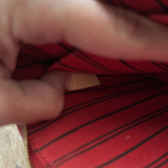 Authentic Louis Vuitton wristlet that comes in the never full. - Picture 3 of 6